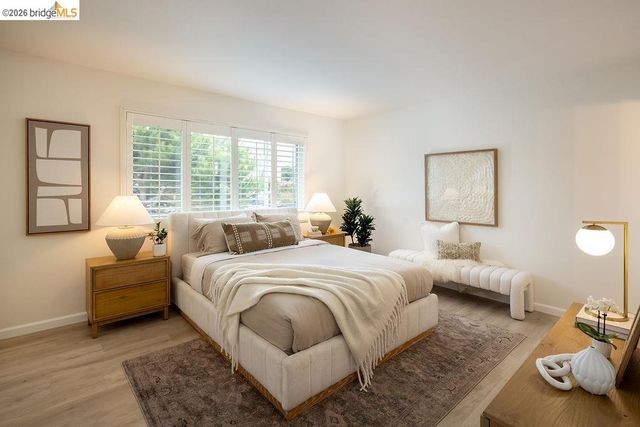 2029 Otis Dr P, Alameda, CA 94501