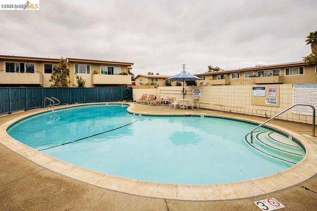 2029 Otis Dr P, Alameda, CA 94501