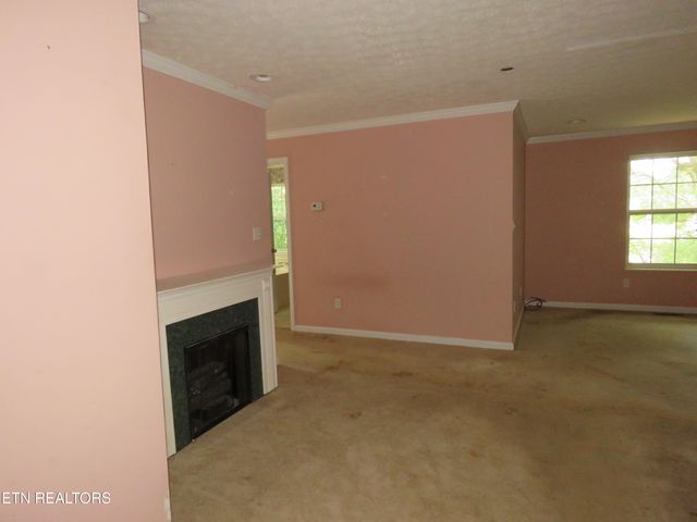 315 Dell Rd, Maryville, TN 37804