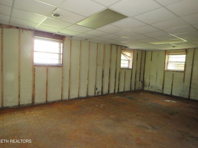 315 Dell Rd, Maryville, TN 37804