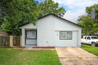 5407 Deborah Lane, Baytown, TX 77521