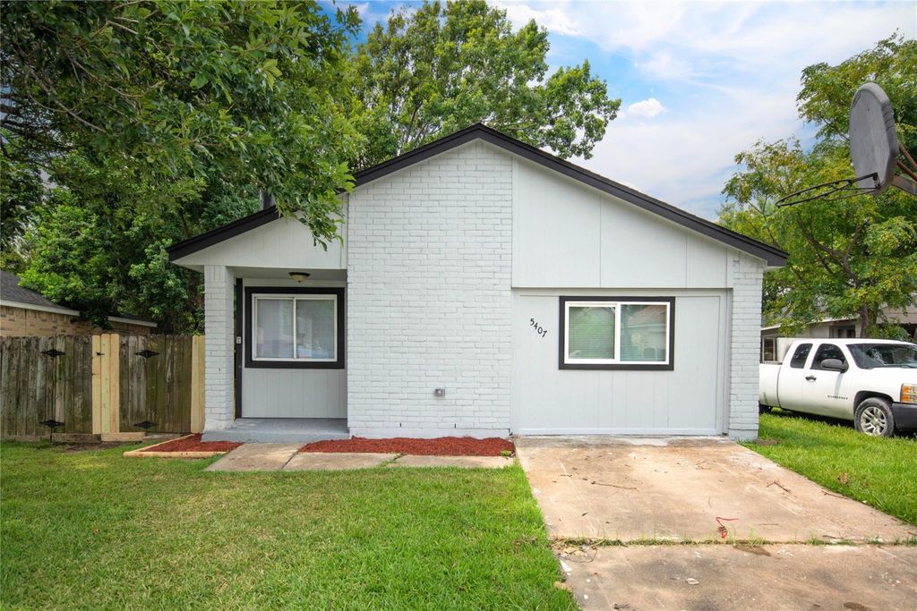 5407 Deborah Lane, Baytown, TX 77521