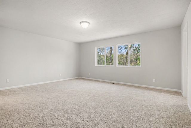 2187 Miami Trail, Huntington, IN 46750