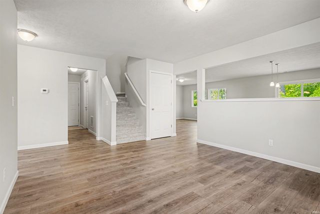 2187 Miami Trail, Huntington, IN 46750