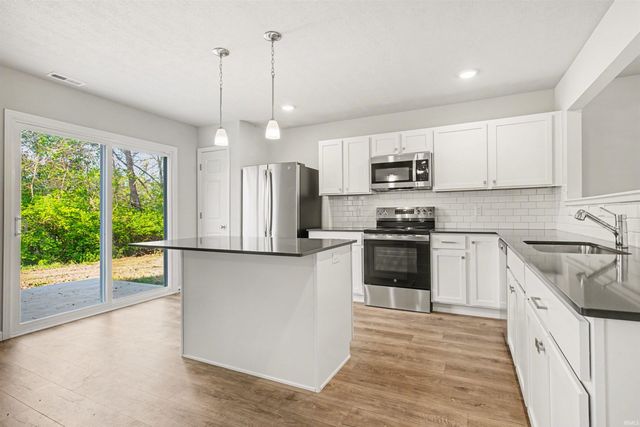 2187 Miami Trail, Huntington, IN 46750