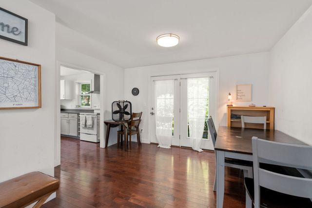 299-301 Bacon St, Natick, MA 01760
