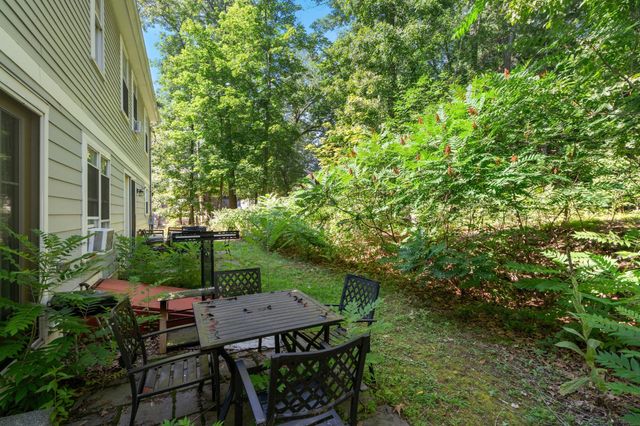 299-301 Bacon St, Natick, MA 01760