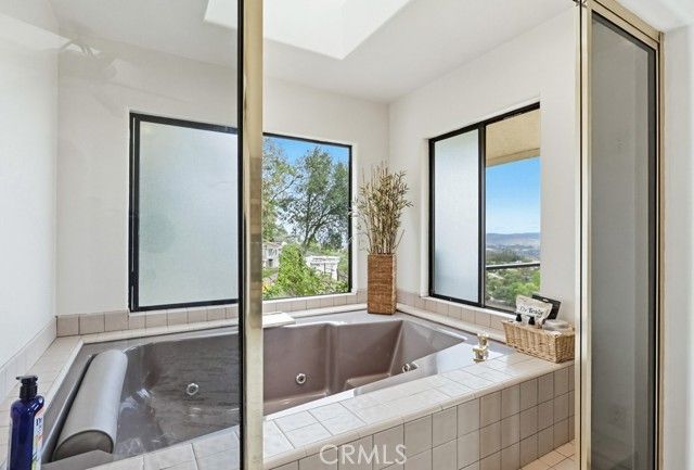 28572 Meadow Mesa Lane, Escondido, CA 92026