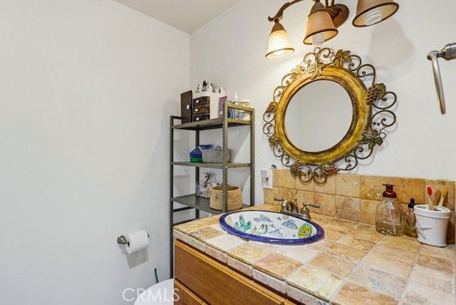 28572 Meadow Mesa Lane, Escondido, CA 92026