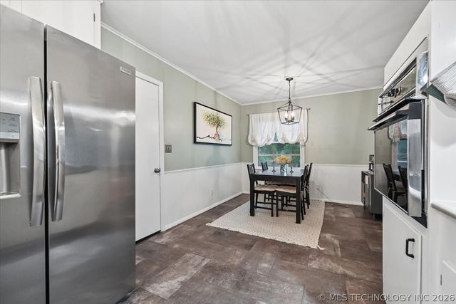 5941 E 25th Place, Tulsa, OK 74114