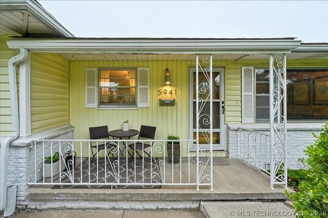 5941 E 25th Place, Tulsa, OK 74114