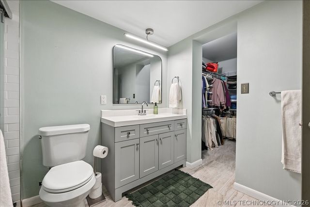 5941 E 25th Place, Tulsa, OK 74114