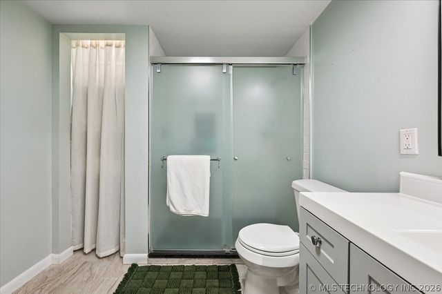 5941 E 25th Place, Tulsa, OK 74114
