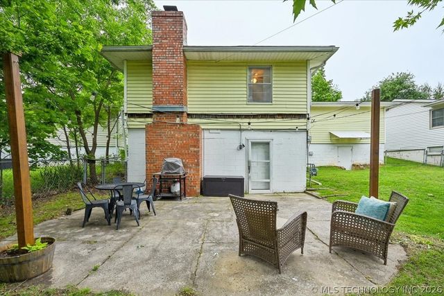 5941 E 25th Place, Tulsa, OK 74114