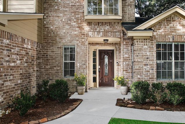 26 Southfork Pines Place, The Woodlands, TX 77381