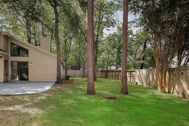 26 Southfork Pines Place, The Woodlands, TX 77381