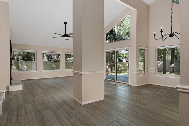 26 Southfork Pines Place, The Woodlands, TX 77381