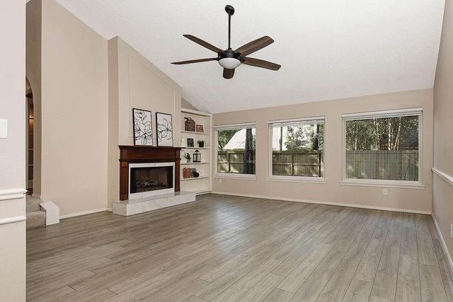 26 Southfork Pines Place, The Woodlands, TX 77381