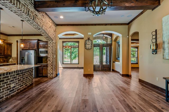4327 Sparks Road, Alexander, AR 72002