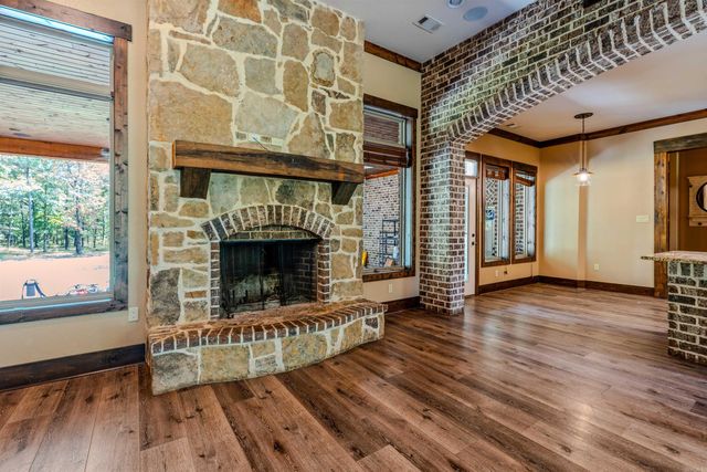 4327 Sparks Road, Alexander, AR 72002
