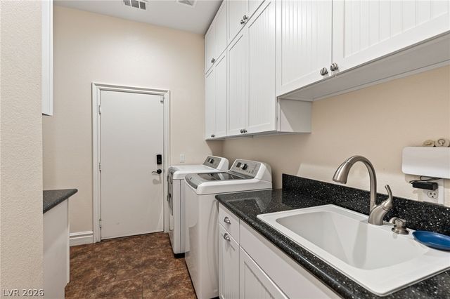 212 Cliff Valley Drive, Las Vegas, NV 89148