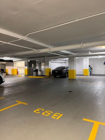 405 N Wabash Avenue B93, Chicago, IL 60611