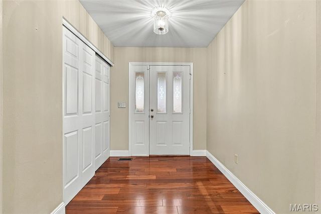 2153 Autumn Wood Drive, St Charles, MO 63303