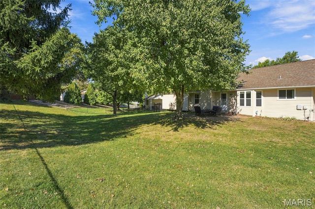 2153 Autumn Wood Drive, St Charles, MO 63303