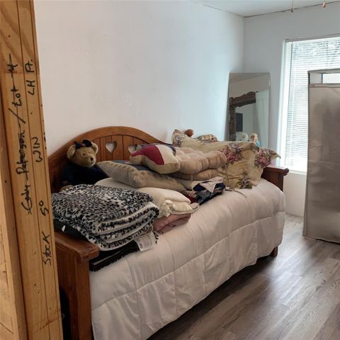 480 Sportsman Drive, Trinity, TX 75862