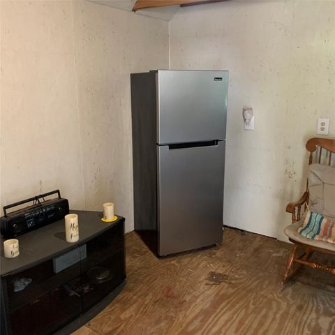 480 Sportsman Drive, Trinity, TX 75862