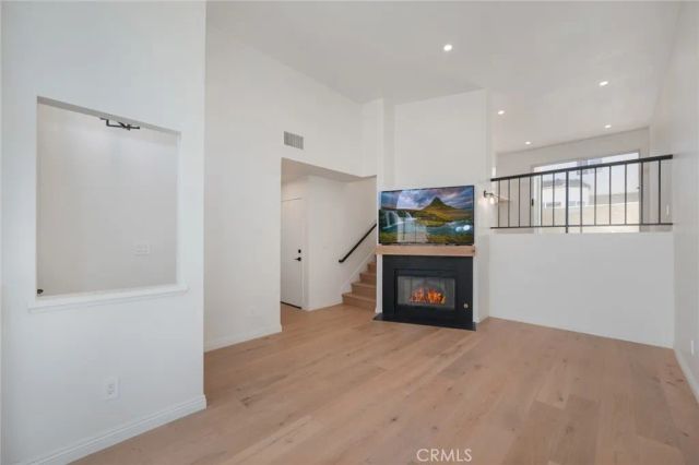 5455 Sylmar Avenue 2103, Sherman Oaks, CA 91401