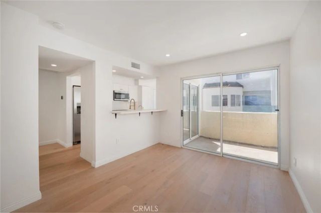 5455 Sylmar Avenue 2103, Sherman Oaks, CA 91401