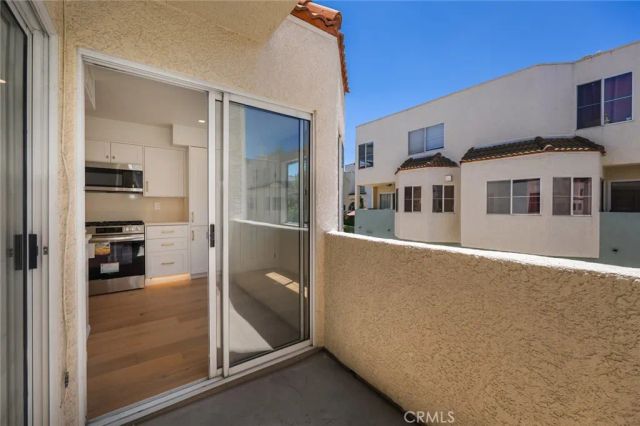 5455 Sylmar Avenue 2103, Sherman Oaks, CA 91401