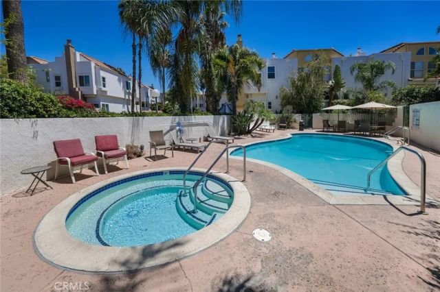 5455 Sylmar Avenue 2103, Sherman Oaks, CA 91401