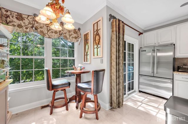 20 windham Court, Raritan, NJ 08822