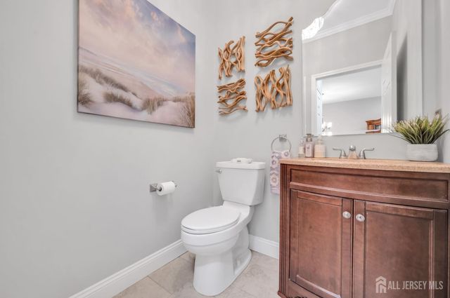 20 windham Court, Raritan, NJ 08822