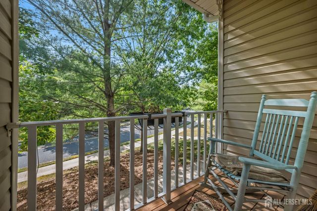 20 windham Court, Raritan, NJ 08822