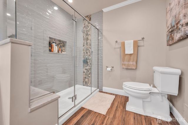 20 windham Court, Raritan, NJ 08822