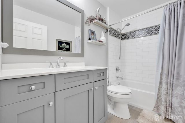 20 windham Court, Raritan, NJ 08822