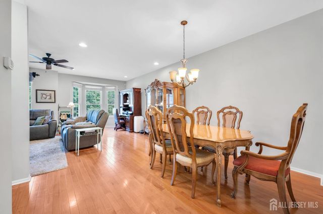 20 windham Court, Raritan, NJ 08822