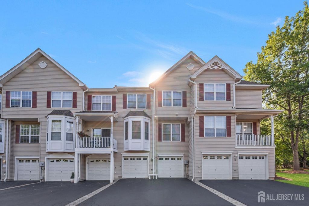 20 windham Court, Raritan, NJ 08822