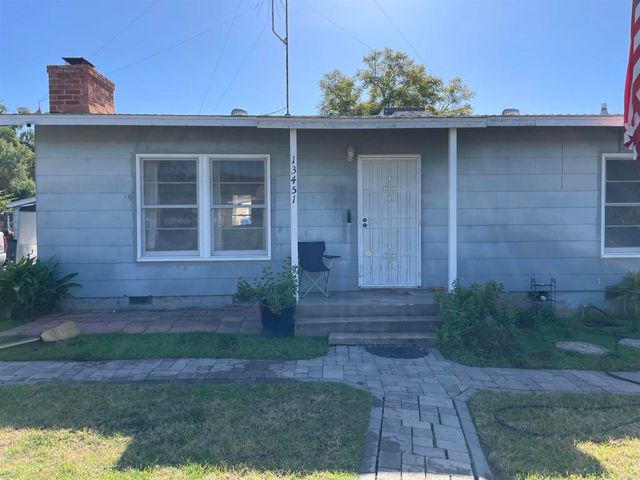 13451 Lakeshore Drive, Lakeside, CA 92040