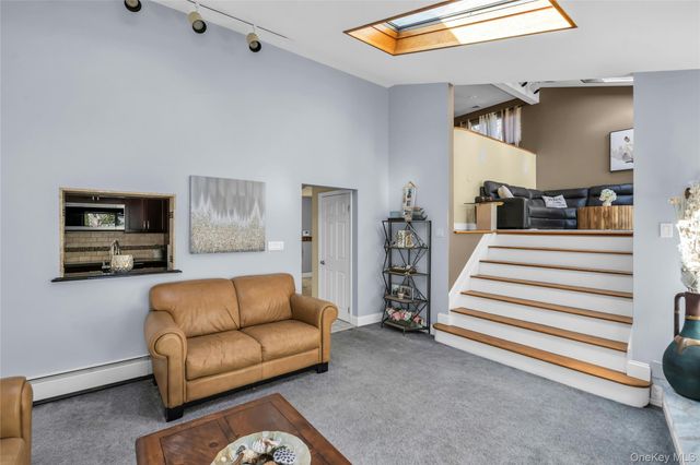 288 Bow Drive, Smithtown, NY 11787