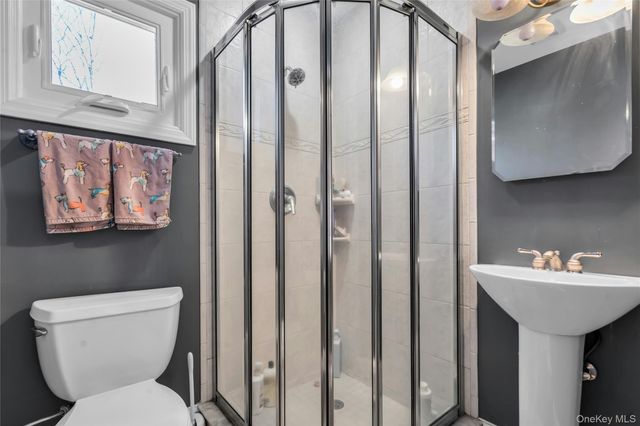 288 Bow Drive, Smithtown, NY 11787