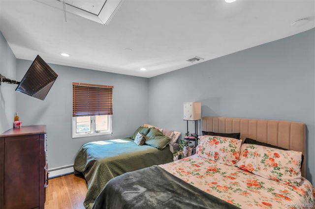 288 Bow Drive, Smithtown, NY 11787