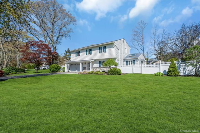 288 Bow Drive, Smithtown, NY 11787