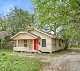1001 Defender Street, Houston, TX 77029