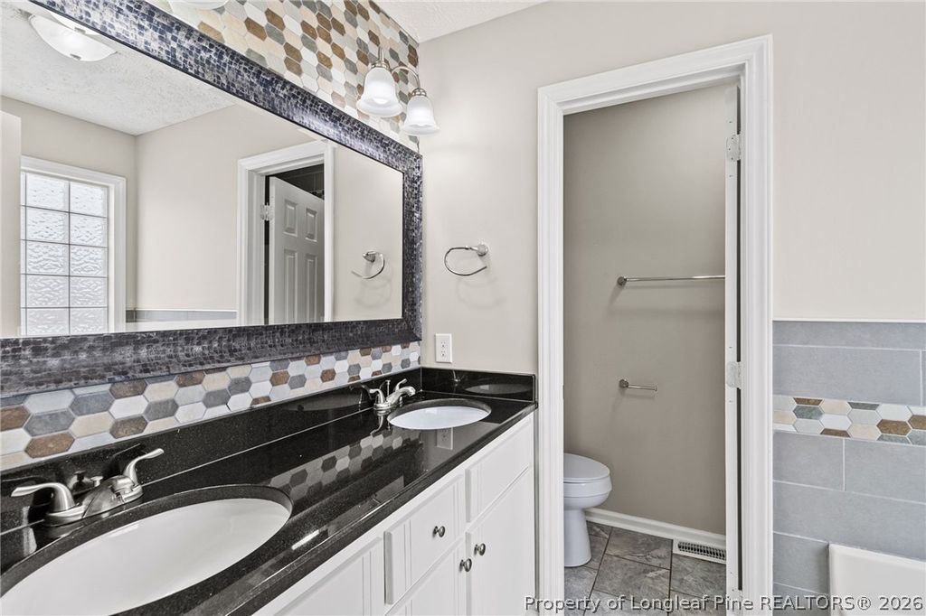 301 Stonewall Street, Raeford, NC 28376 — photo 16