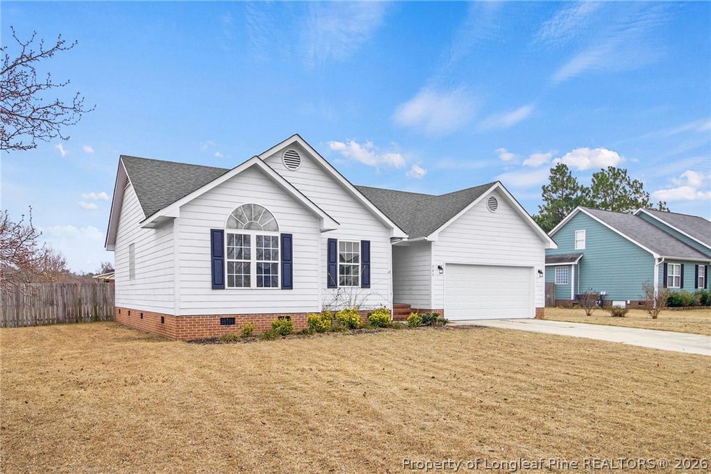 301 Stonewall Street, Raeford, NC 28376 — photo 3