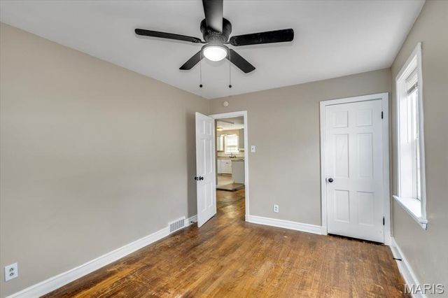 38 Lee Avenue, St Louis, MO 63135